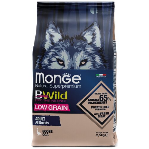 Сухие корма для собак Monge Dog BWild LOW GRAIN низкозерновой корм из мяса гуся для взрослых собак всех пород, вес 2,5 кг фото